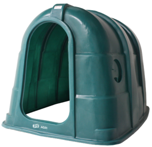 Large Single Calf Hutch (Green) c/w 1 vent cap front view